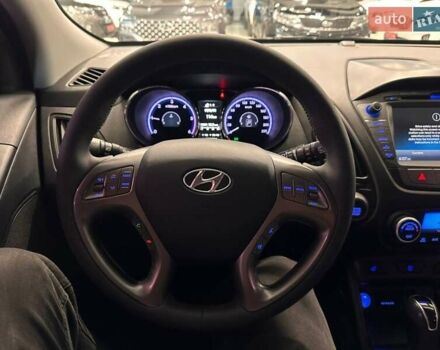 Хендай Туксон 2013 в Одессе на Automoto.ua Белый Хендай Туксон, объемом двигателя 2 л и пробегом 161 тыс. км за 15500 $, фото 12 на Automoto.ua