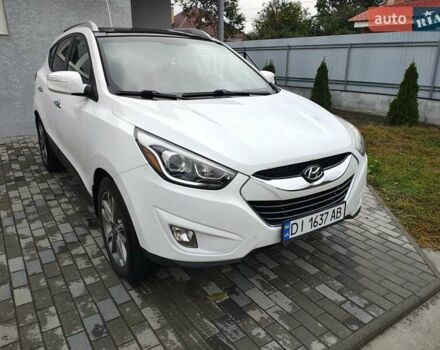 Білий Хендай Туксон, об'ємом двигуна 2.36 л та пробігом 152 тис. км за 9800 $, фото 5 на Automoto.ua