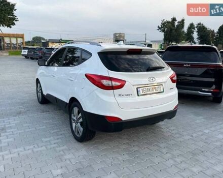Хендай Туксон 2014 у Києві на Automoto.ua Білий Хендай Туксон, об'ємом двигуна 2 л та пробігом 196 тис. км за 14900 $, фото 5 на Automoto.ua