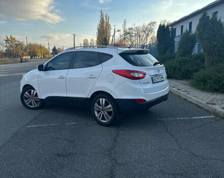 Белый Хендай Туксон, объемом двигателя 2 л и пробегом 182 тыс. км за 14900 $, фото 12 на Automoto.ua