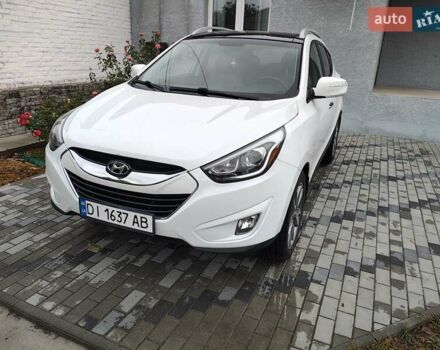 Білий Хендай Туксон, об'ємом двигуна 2.36 л та пробігом 152 тис. км за 9800 $, фото 7 на Automoto.ua