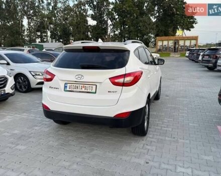 Хендай Туксон 2014 у Києві на Automoto.ua Білий Хендай Туксон, об'ємом двигуна 2 л та пробігом 196 тис. км за 14900 $, фото 3 на Automoto.ua