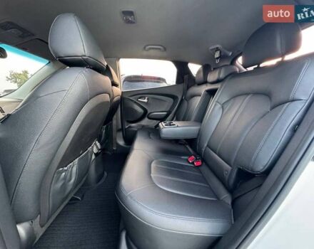 Хендай Туксон 2014 у Києві на Automoto.ua Білий Хендай Туксон, об'ємом двигуна 2 л та пробігом 196 тис. км за 14900 $, фото 19 на Automoto.ua