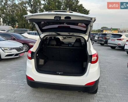 Хендай Туксон 2014 у Києві на Automoto.ua Білий Хендай Туксон, об'ємом двигуна 2 л та пробігом 196 тис. км за 14900 $, фото 8 на Automoto.ua