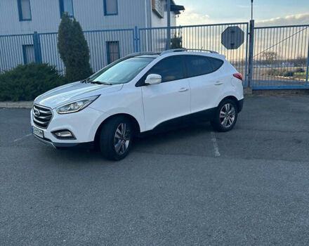 Белый Хендай Туксон, объемом двигателя 2 л и пробегом 182 тыс. км за 14900 $, фото 8 на Automoto.ua
