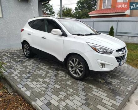 Білий Хендай Туксон, об'ємом двигуна 2.36 л та пробігом 152 тис. км за 9800 $, фото 4 на Automoto.ua