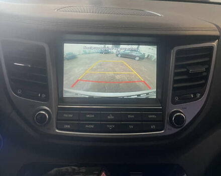 Белый Хендай Туксон, объемом двигателя 2 л и пробегом 230 тыс. км за 16800 $, фото 12 на Automoto.ua