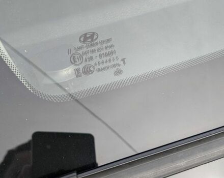 Белый Хендай Туксон, объемом двигателя 2 л и пробегом 203 тыс. км за 16500 $, фото 4 на Automoto.ua