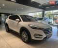 Белый Хендай Туксон, объемом двигателя 2 л и пробегом 152 тыс. км за 18800 $, фото 2 на Automoto.ua