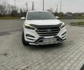 Белый Хендай Туксон, объемом двигателя 1.6 л и пробегом 156 тыс. км за 16000 $, фото 1 на Automoto.ua