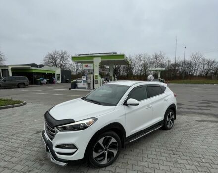 Белый Хендай Туксон, объемом двигателя 1.6 л и пробегом 156 тыс. км за 16000 $, фото 7 на Automoto.ua