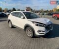 Белый Хендай Туксон, объемом двигателя 2 л и пробегом 142 тыс. км за 11900 $, фото 1 на Automoto.ua