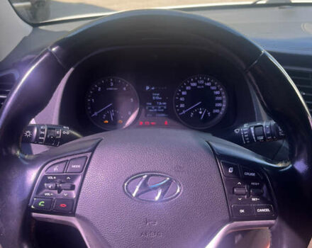 Белый Хендай Туксон, объемом двигателя 2 л и пробегом 230 тыс. км за 16800 $, фото 4 на Automoto.ua