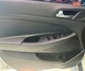 Белый Хендай Туксон, объемом двигателя 2 л и пробегом 152 тыс. км за 18800 $, фото 10 на Automoto.ua