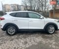 Білий Хендай Туксон, об'ємом двигуна 2 л та пробігом 97 тис. км за 14200 $, фото 6 на Automoto.ua