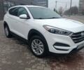 Білий Хендай Туксон, об'ємом двигуна 2 л та пробігом 97 тис. км за 14200 $, фото 2 на Automoto.ua
