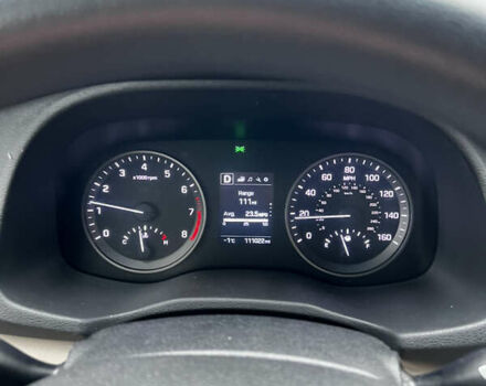 Белый Хендай Туксон, объемом двигателя 2 л и пробегом 180 тыс. км за 16300 $, фото 12 на Automoto.ua