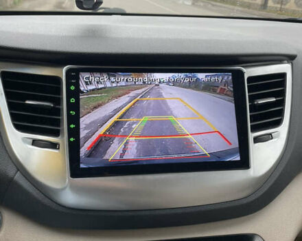 Белый Хендай Туксон, объемом двигателя 1.59 л и пробегом 156 тыс. км за 16000 $, фото 18 на Automoto.ua