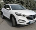 Белый Хендай Туксон, объемом двигателя 2 л и пробегом 203 тыс. км за 16500 $, фото 1 на Automoto.ua