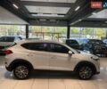 Белый Хендай Туксон, объемом двигателя 2 л и пробегом 152 тыс. км за 18800 $, фото 6 на Automoto.ua