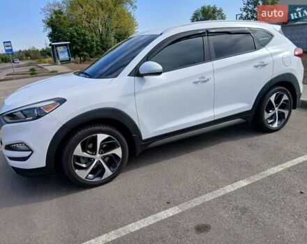 Белый Хендай Туксон, объемом двигателя 1.6 л и пробегом 106 тыс. км за 16500 $, фото 4 на Automoto.ua