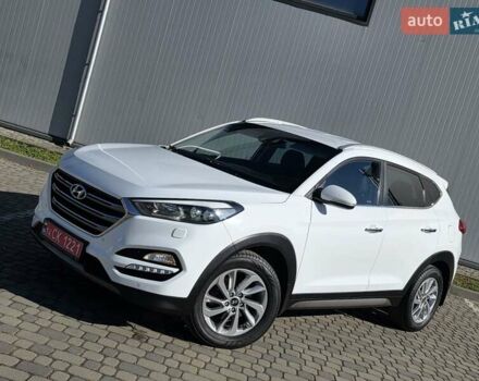 Хендай Туксон 2016 в Ивано-Франковске на Automoto.ua Белый Хендай Туксон, объемом двигателя 2 л и пробегом 148 тыс. км за 18950 $, фото 6 на Automoto.ua
