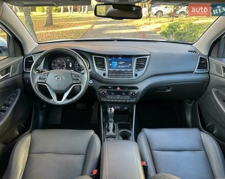 Білий Хендай Туксон, об'ємом двигуна 2 л та пробігом 148 тис. км за 22500 $, фото 20 на Automoto.ua