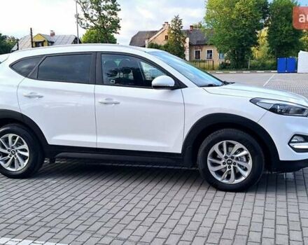 Хендай Туксон 2016 в Коломые на Automoto.ua Белый Хендай Туксон, объемом двигателя 2 л и пробегом 221 тыс. км за 16300 $, фото 6 на Automoto.ua