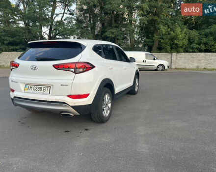 Білий Хендай Туксон, об'ємом двигуна 1.69 л та пробігом 116 тис. км за 18500 $, фото 8 на Automoto.ua