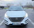 Белый Хендай Туксон, объемом двигателя 2 л и пробегом 152 тыс. км за 18500 $, фото 1 на Automoto.ua