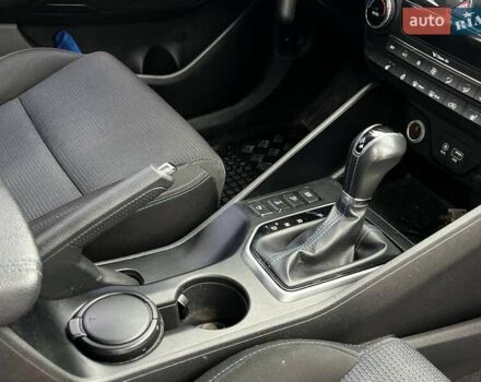 Белый Хендай Туксон, объемом двигателя 2 л и пробегом 147 тыс. км за 18740 $, фото 16 на Automoto.ua