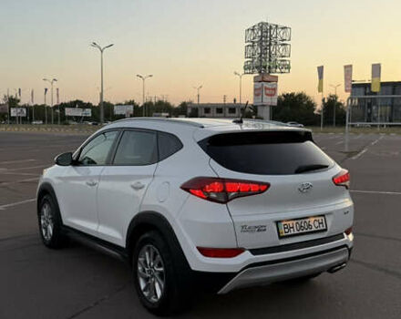 Білий Хендай Туксон, об'ємом двигуна 1.6 л та пробігом 80 тис. км за 16500 $, фото 1 на Automoto.ua