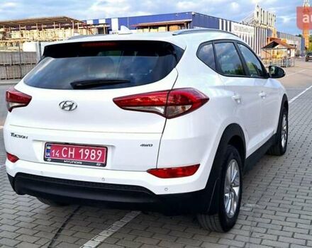 Хендай Туксон 2016 в Коломые на Automoto.ua Белый Хендай Туксон, объемом двигателя 2 л и пробегом 221 тыс. км за 16300 $, фото 5 на Automoto.ua
