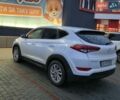 Белый Хендай Туксон, объемом двигателя 2 л и пробегом 158 тыс. км за 18000 $, фото 5 на Automoto.ua