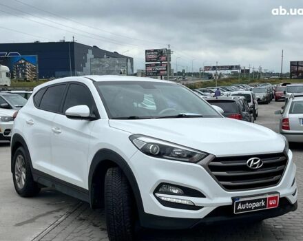 Хендай Туксон 2016 в Львове на Automoto.ua Белый Хендай Туксон, объемом двигателя 2 л и пробегом 147 тыс. км за 18740 $, фото 2 на Automoto.ua