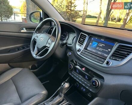 Білий Хендай Туксон, об'ємом двигуна 2 л та пробігом 148 тис. км за 22500 $, фото 55 на Automoto.ua