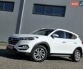 Хендай Туксон 2016 в Ивано-Франковске на Automoto.ua Белый Хендай Туксон, объемом двигателя 2 л и пробегом 148 тыс. км за 18950 $, фото 3 на Automoto.ua
