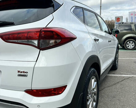 Білий Хендай Туксон, об'ємом двигуна 1.59 л та пробігом 82 тис. км за 17300 $, фото 7 на Automoto.ua