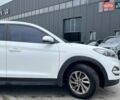 Белый Хендай Туксон, объемом двигателя 2 л и пробегом 147 тыс. км за 18740 $, фото 11 на Automoto.ua