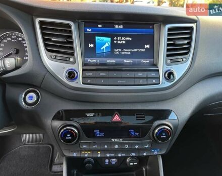 Білий Хендай Туксон, об'ємом двигуна 2 л та пробігом 148 тис. км за 22500 $, фото 23 на Automoto.ua