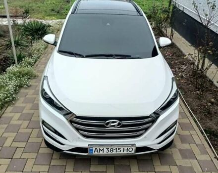 Белый Хендай Туксон, объемом двигателя 2 л и пробегом 158 тыс. км за 21000 $, фото 10 на Automoto.ua