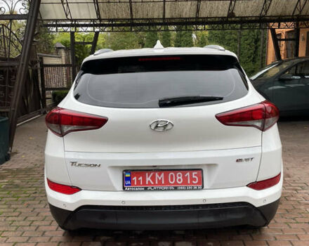 Хендай Туксон 2016 в Борисполе на Automoto.ua Белый Хендай Туксон, объемом двигателя 1.69 л и пробегом 205 тыс. км за 14300 $, фото 5 на Automoto.ua
