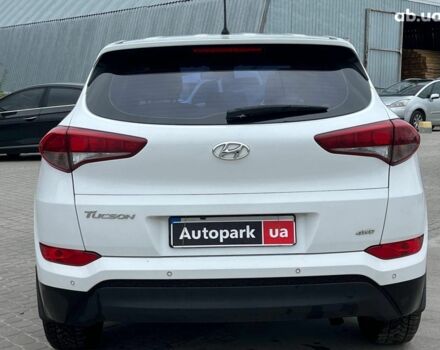 Хендай Туксон 2016 в Львове на Automoto.ua Белый Хендай Туксон, объемом двигателя 2 л и пробегом 147 тыс. км за 18740 $, фото 7 на Automoto.ua