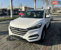 Белый Хендай Туксон, объемом двигателя 2 л и пробегом 103 тыс. км за 15800 $, фото 1 на Automoto.ua
