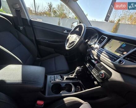 Хендай Туксон 2016 в Ивано-Франковске на Automoto.ua Белый Хендай Туксон, объемом двигателя 2 л и пробегом 148 тыс. км за 18950 $, фото 49 на Automoto.ua