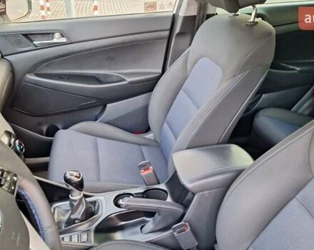 Хендай Туксон 2016 в Коломые на Automoto.ua Белый Хендай Туксон, объемом двигателя 2 л и пробегом 221 тыс. км за 16400 $, фото 53 на Automoto.ua
