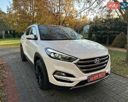 Білий Хендай Туксон, об'ємом двигуна 2 л та пробігом 148 тис. км за 22500 $, фото 7 на Automoto.ua