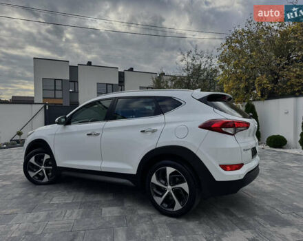 Хендай Туксон 2016 в Ивано-Франковске на Automoto.ua Белый Хендай Туксон, объемом двигателя 2 л и пробегом 95 тыс. км за 22850 $, фото 27 на Automoto.ua