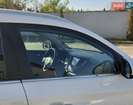 Хендай Туксон 2016 в Ивано-Франковске на Automoto.ua Белый Хендай Туксон, объемом двигателя 2 л и пробегом 148 тыс. км за 18950 $, фото 37 на Automoto.ua