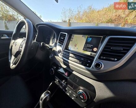 Хендай Туксон 2016 в Ивано-Франковске на Automoto.ua Белый Хендай Туксон, объемом двигателя 2 л и пробегом 148 тыс. км за 18950 $, фото 58 на Automoto.ua